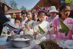 欧文谈输球：我作为领袖之一没打出最佳水平 也没为比赛注入能量